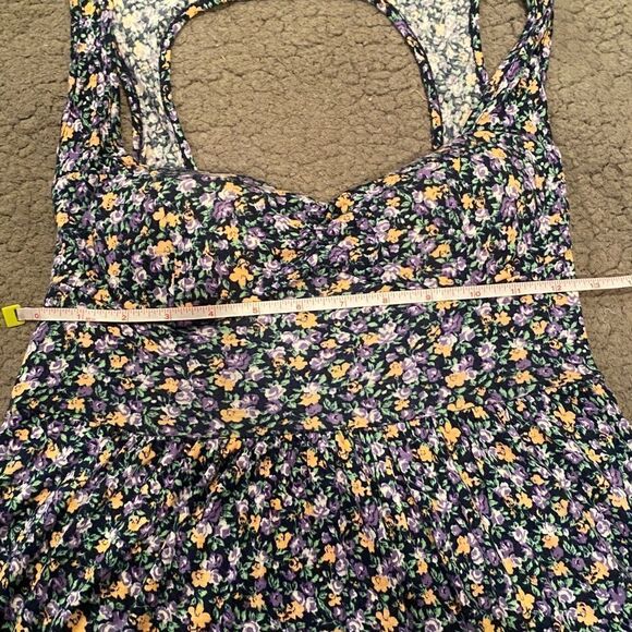 Kirra Floral Tank Top Size Small - Picture 8 of 10